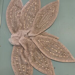 Elegant White Beaded Leaf Accent